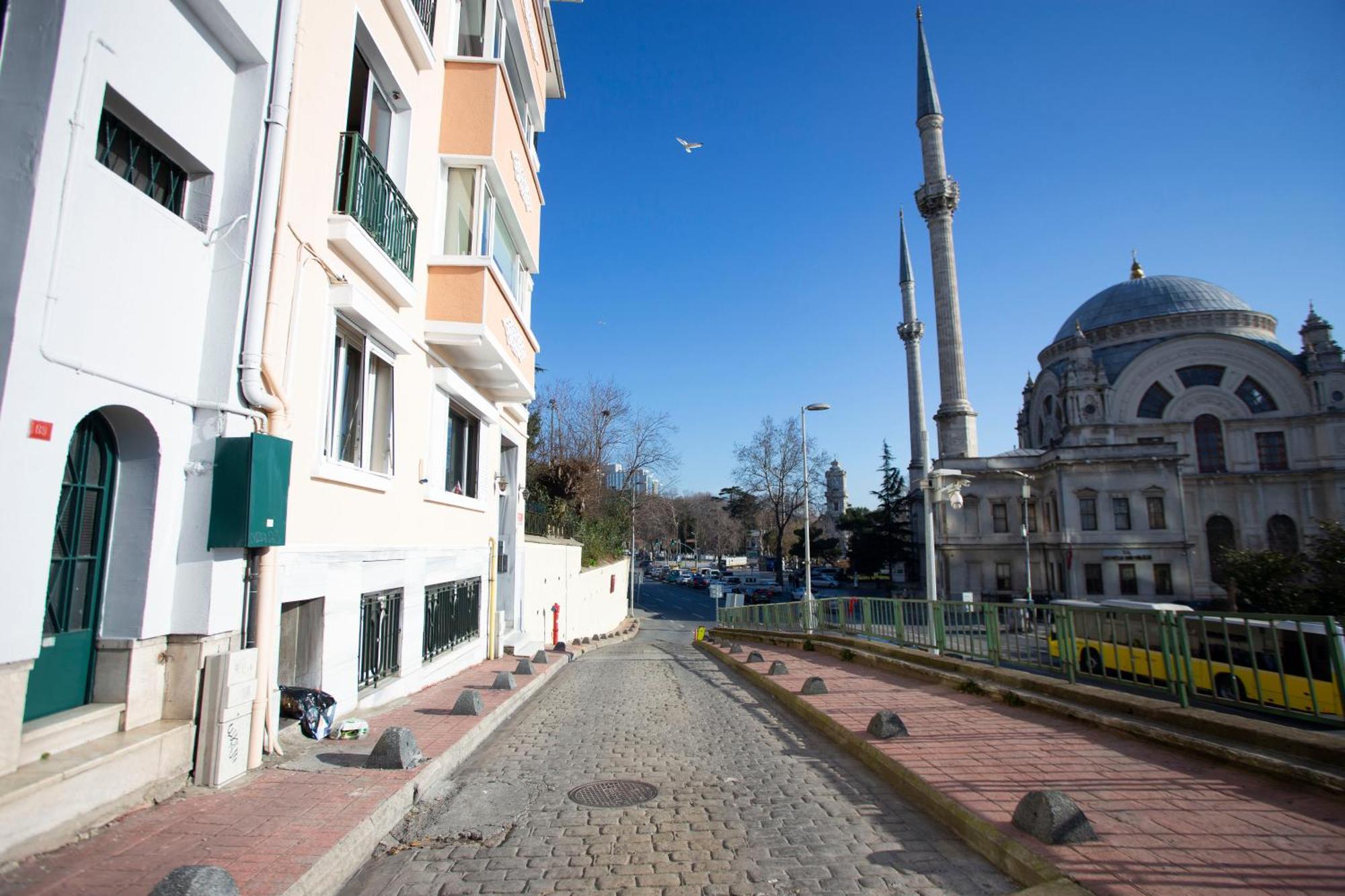 Contemporary Waterfront Apt With A Stunning View Provincia di Provincia di Istanbul Esterno foto