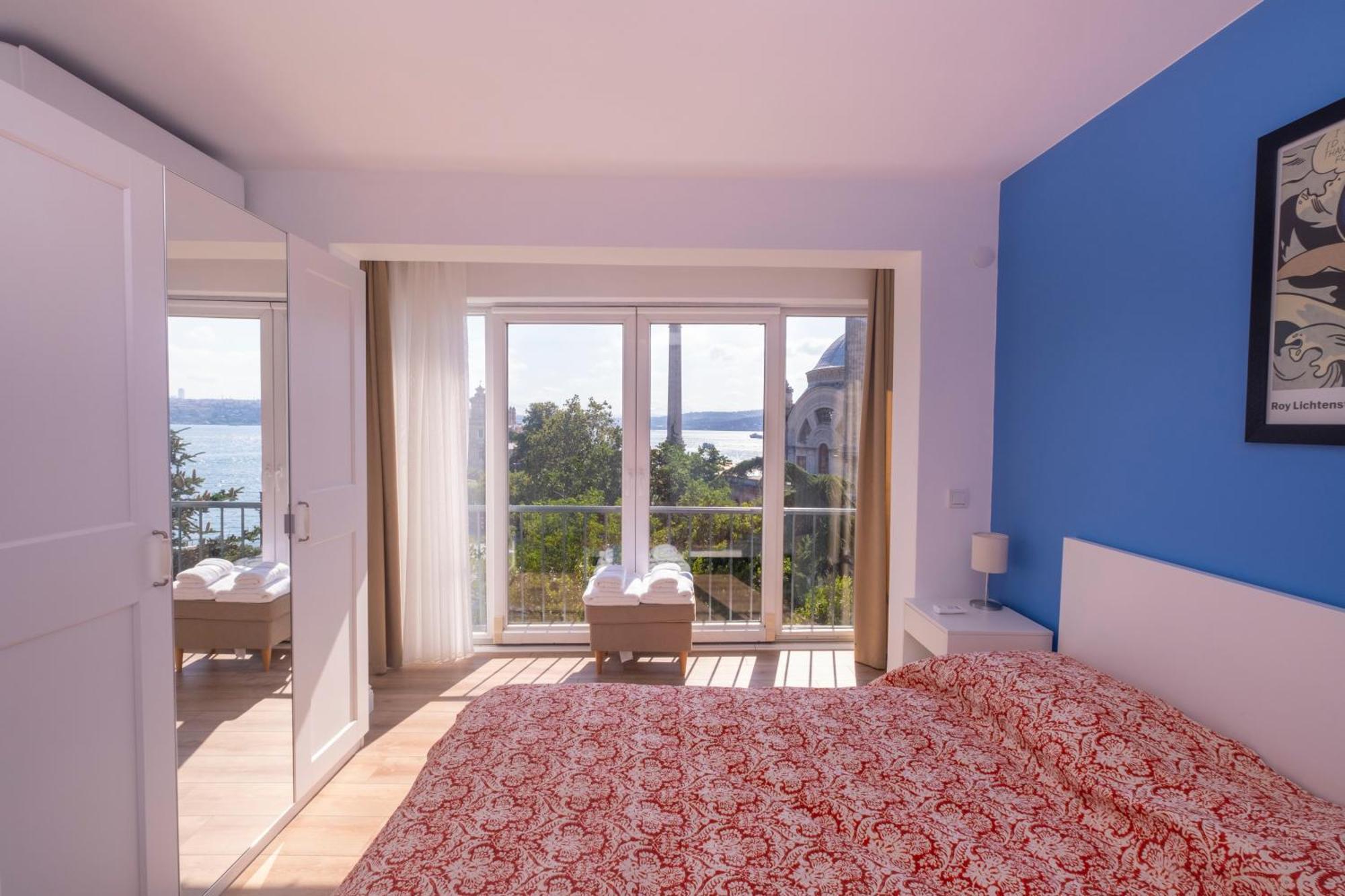 Contemporary Waterfront Apt With A Stunning View Provincia di Provincia di Istanbul Esterno foto