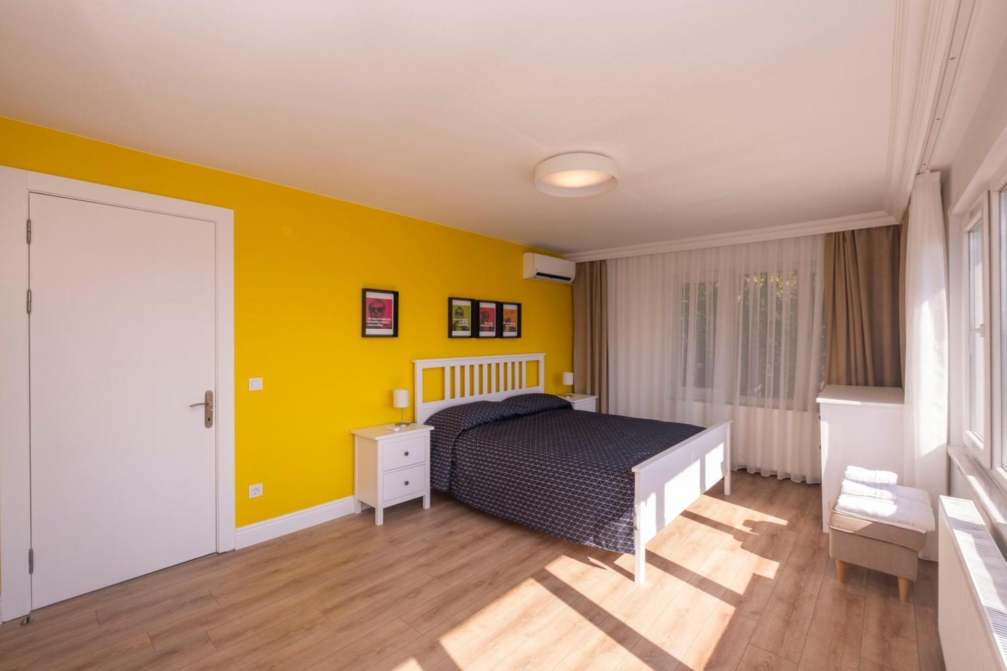 Contemporary Waterfront Apt With A Stunning View Provincia di Provincia di Istanbul Esterno foto
