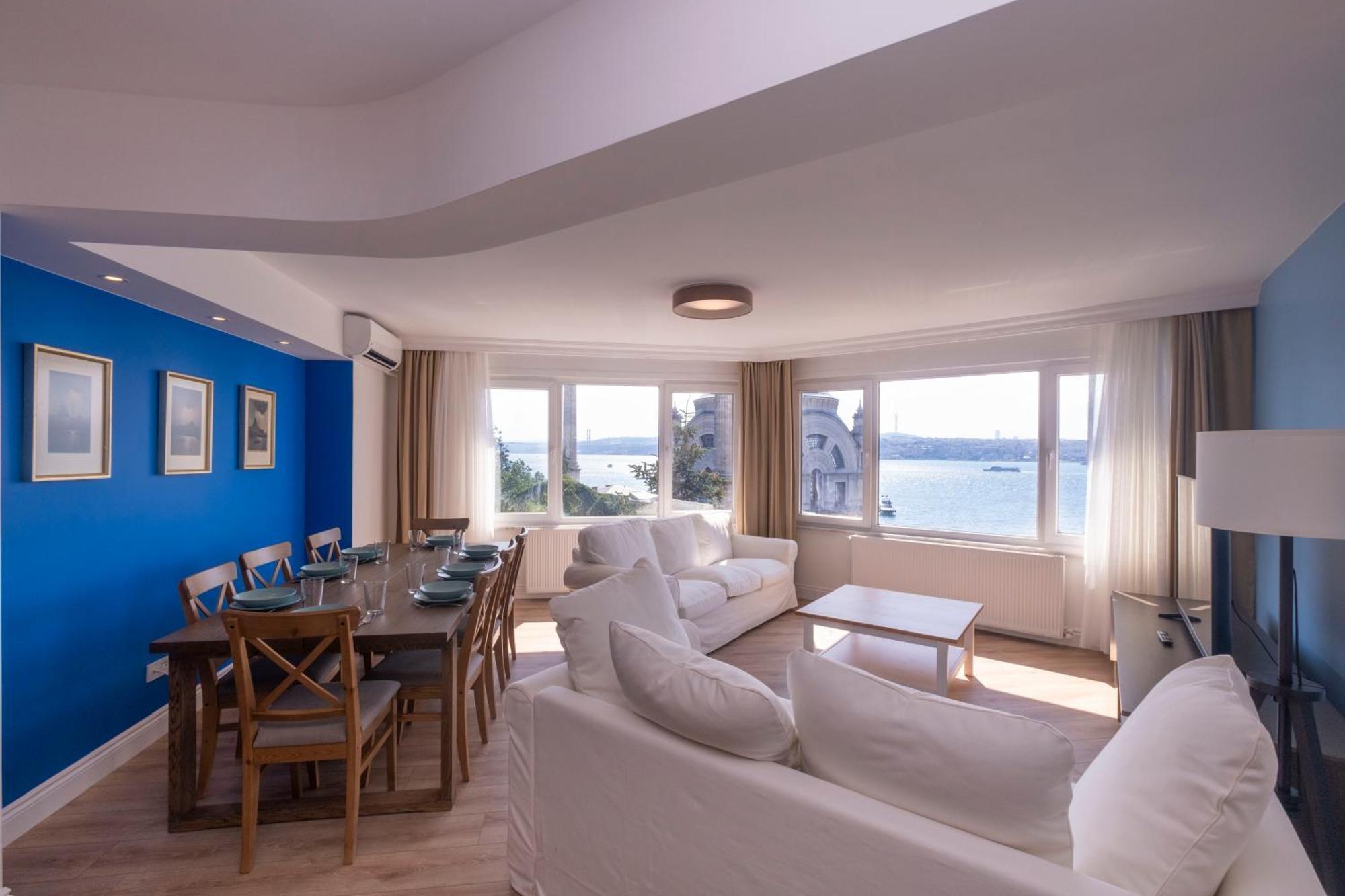 Contemporary Waterfront Apt With A Stunning View Provincia di Provincia di Istanbul Esterno foto